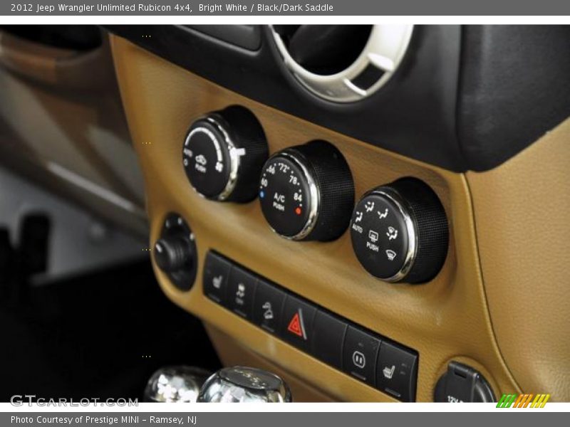 Bright White / Black/Dark Saddle 2012 Jeep Wrangler Unlimited Rubicon 4x4