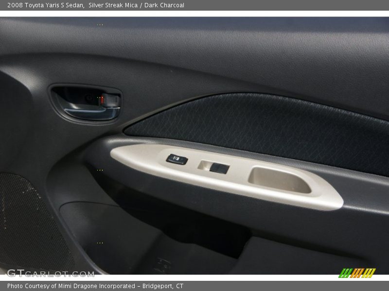 Silver Streak Mica / Dark Charcoal 2008 Toyota Yaris S Sedan