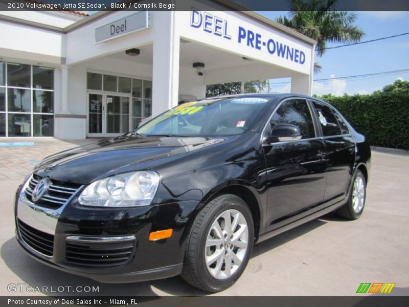 Black / Cornsilk Beige 2010 Volkswagen Jetta SE Sedan