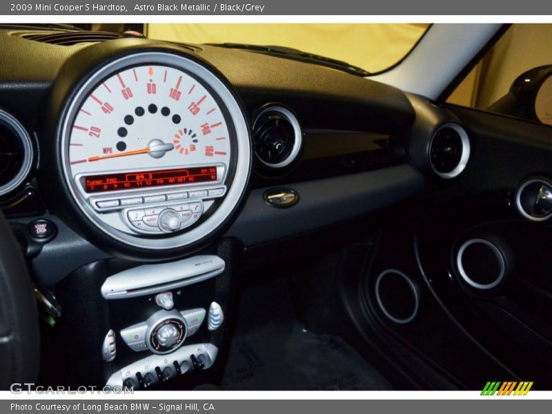 Astro Black Metallic / Black/Grey 2009 Mini Cooper S Hardtop