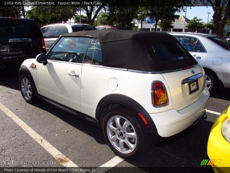 Pepper White / Black/Grey 2009 Mini Cooper Convertible