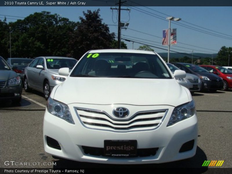 Super White / Ash Gray 2010 Toyota Camry LE