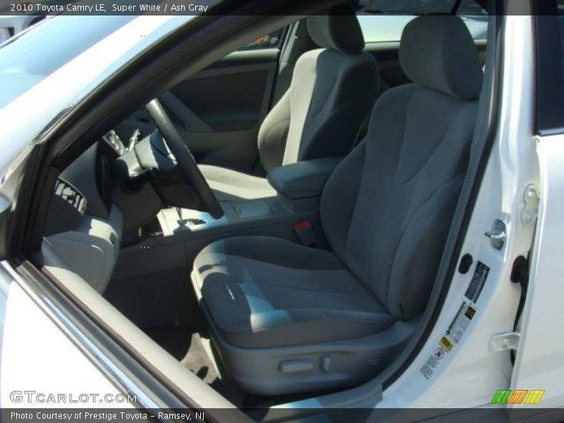Super White / Ash Gray 2010 Toyota Camry LE
