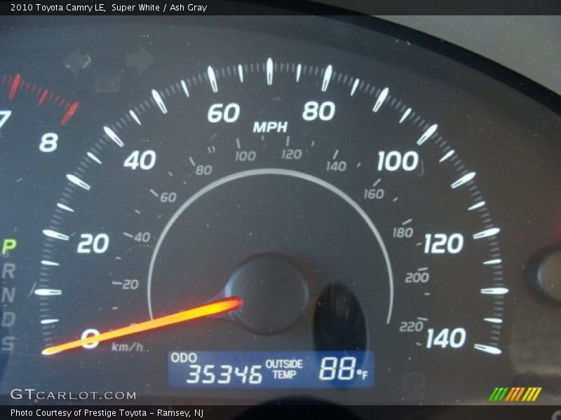 Super White / Ash Gray 2010 Toyota Camry LE