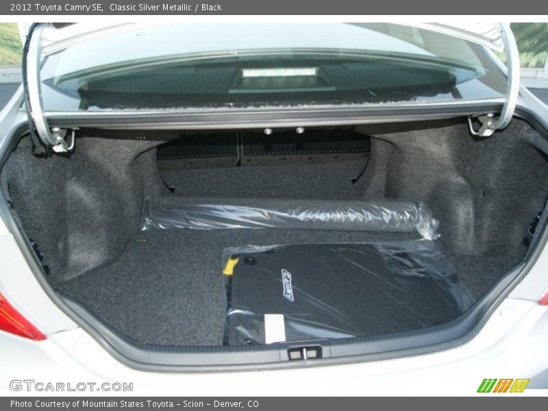Classic Silver Metallic / Black 2012 Toyota Camry SE