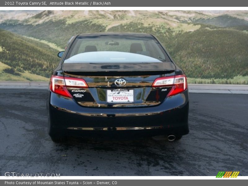 Attitude Black Metallic / Black/Ash 2012 Toyota Camry SE