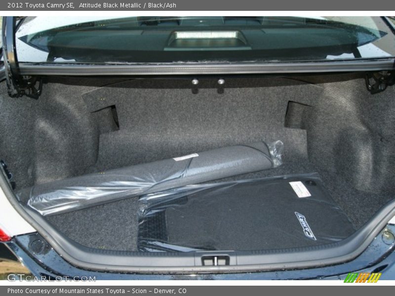 Attitude Black Metallic / Black/Ash 2012 Toyota Camry SE