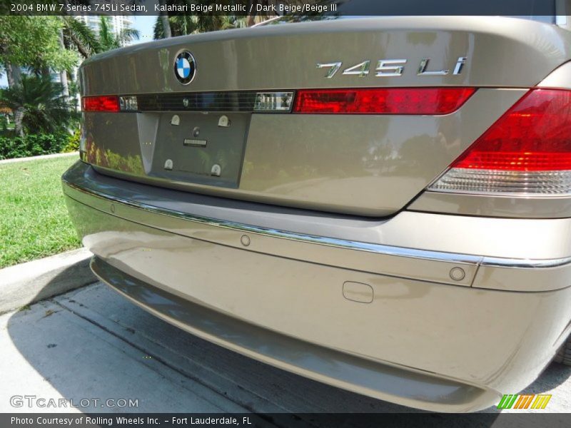 Kalahari Beige Metallic / Dark Beige/Beige III 2004 BMW 7 Series 745Li Sedan