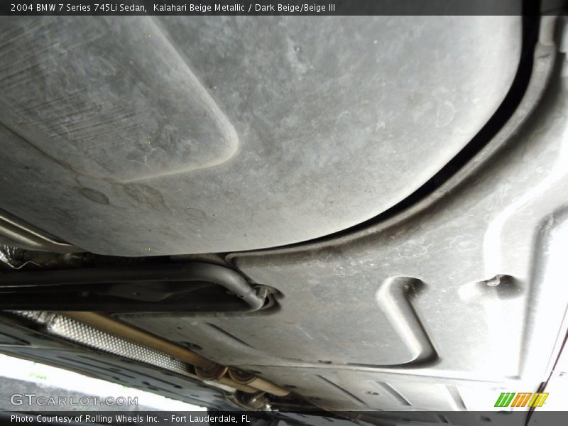 Undercarriage of 2004 7 Series 745Li Sedan