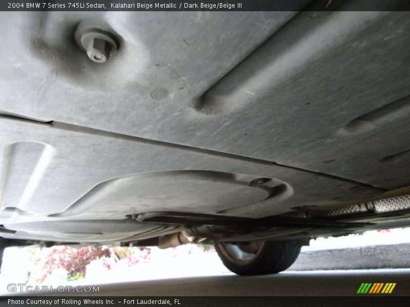 Undercarriage of 2004 7 Series 745Li Sedan