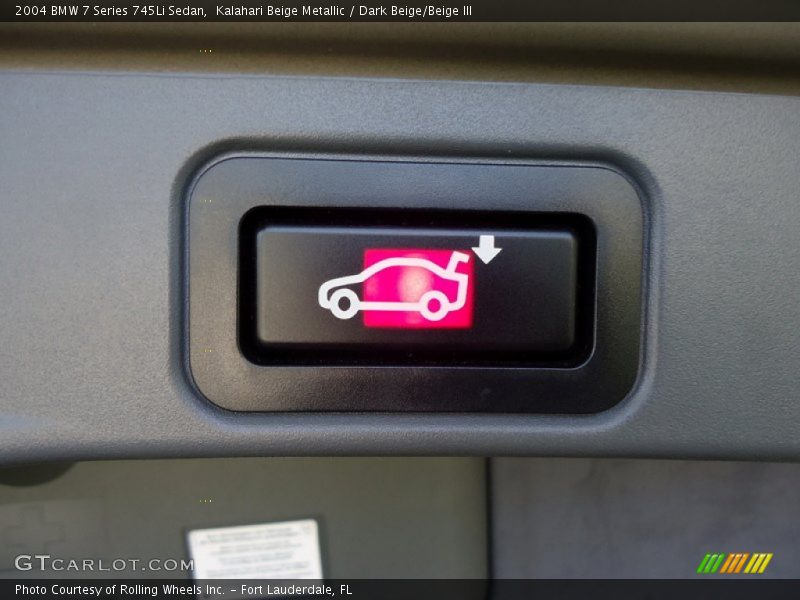Kalahari Beige Metallic / Dark Beige/Beige III 2004 BMW 7 Series 745Li Sedan