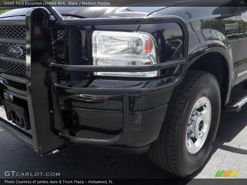 Black / Medium Pebble 2005 Ford Excursion Limited 4X4