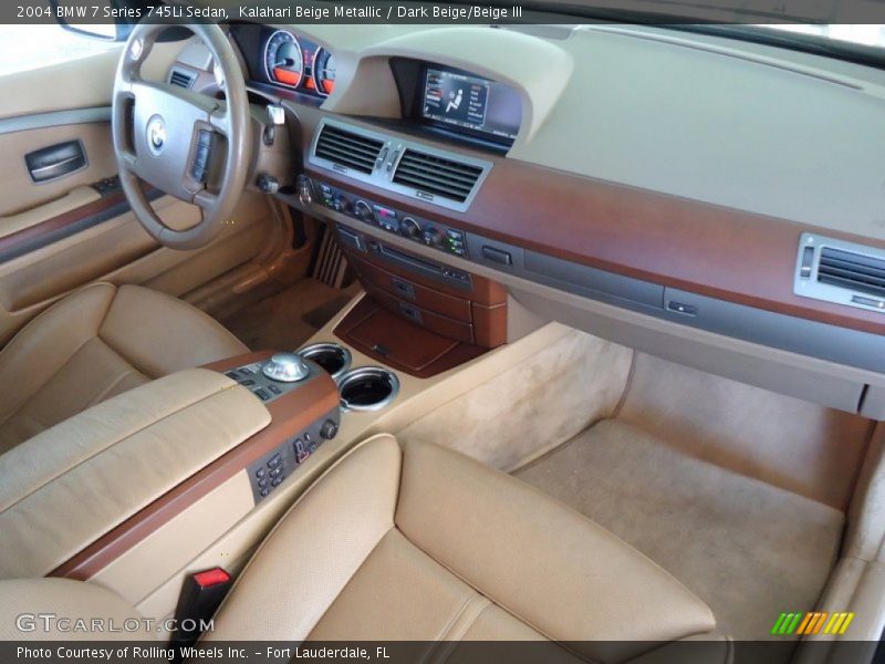 Dashboard of 2004 7 Series 745Li Sedan