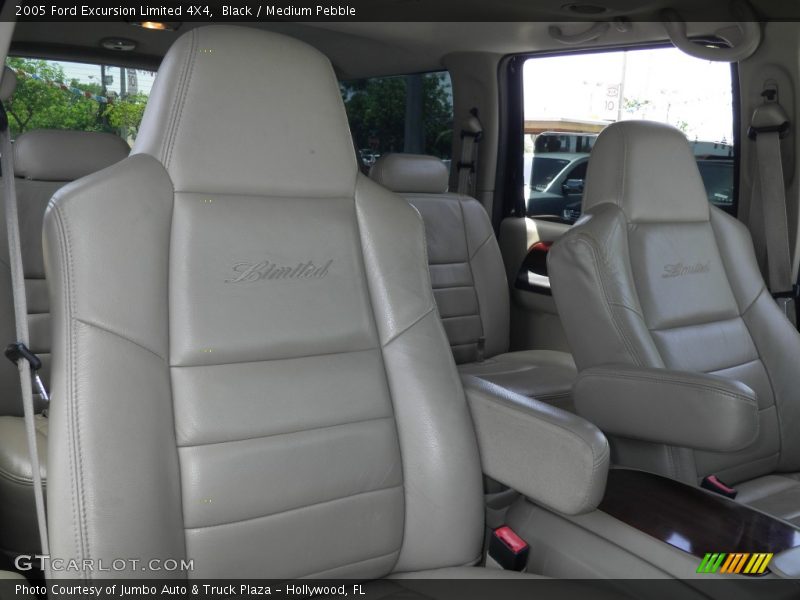  2005 Excursion Limited 4X4 Medium Pebble Interior