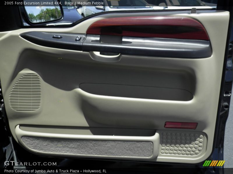 Door Panel of 2005 Excursion Limited 4X4