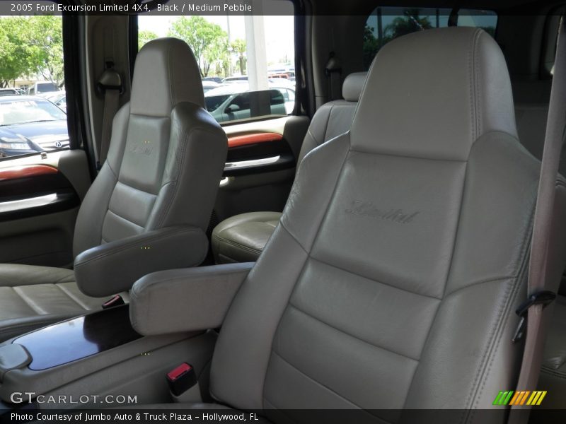 Black / Medium Pebble 2005 Ford Excursion Limited 4X4