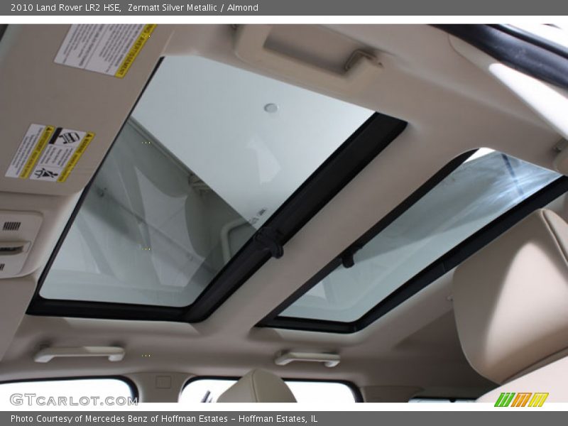 Sunroof of 2010 LR2 HSE