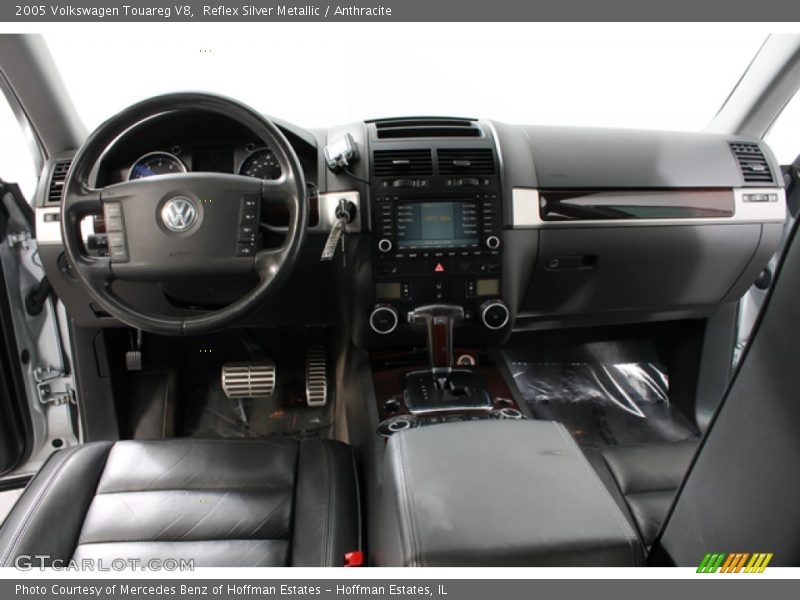 Reflex Silver Metallic / Anthracite 2005 Volkswagen Touareg V8