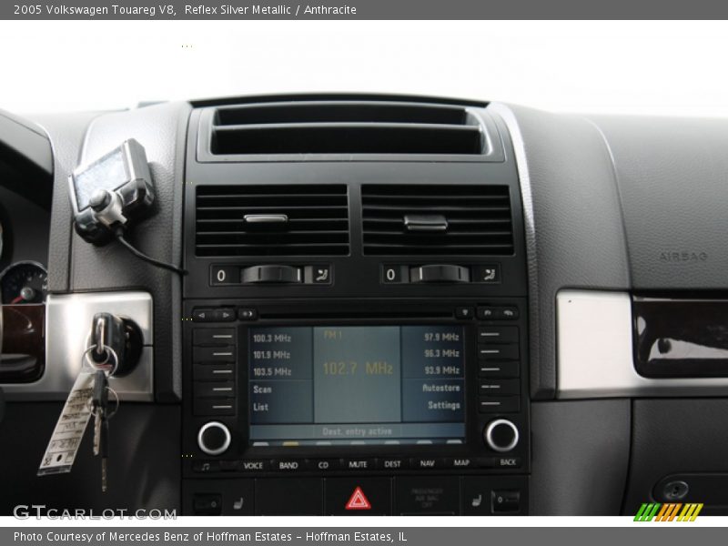 Reflex Silver Metallic / Anthracite 2005 Volkswagen Touareg V8
