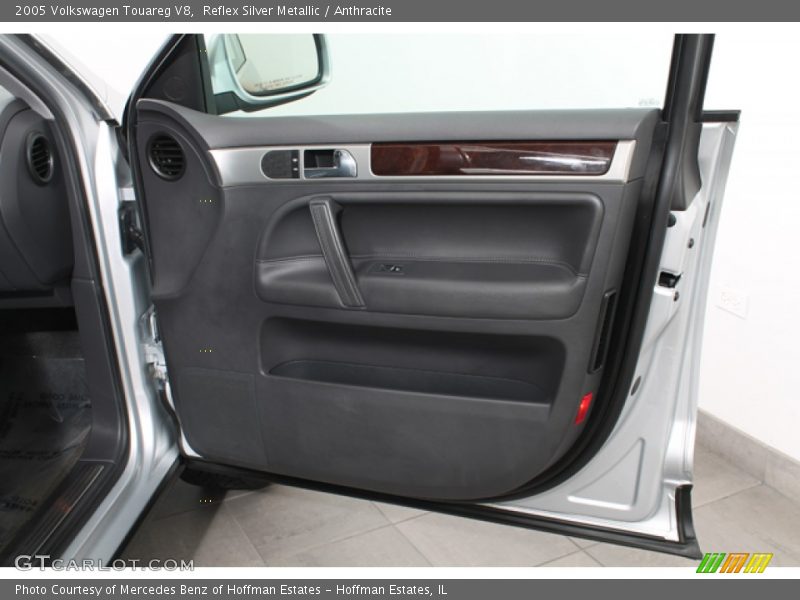 Reflex Silver Metallic / Anthracite 2005 Volkswagen Touareg V8