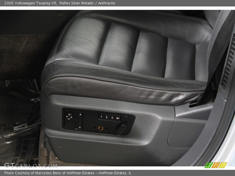 Reflex Silver Metallic / Anthracite 2005 Volkswagen Touareg V8