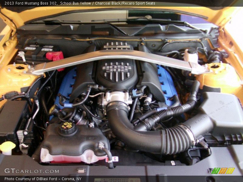  2013 Mustang Boss 302 Engine - 5.0 Liter 302 Hi-Po DOHC 32-Valve Ti-VCT V8