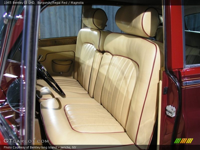 Burgundy/Regal Red / Magnolia 1965 Bentley S3 LHD