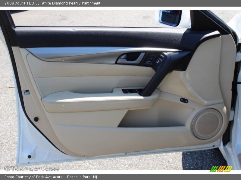 White Diamond Pearl / Parchment 2009 Acura TL 3.5