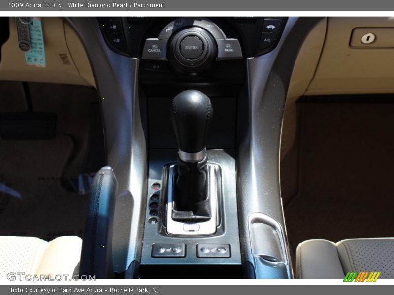 White Diamond Pearl / Parchment 2009 Acura TL 3.5