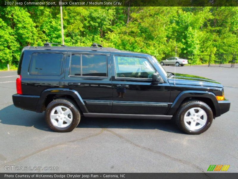 Black Clearcoat / Medium Slate Gray 2007 Jeep Commander Sport