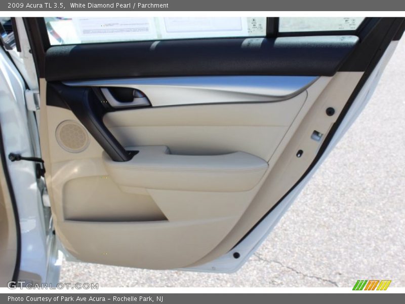 White Diamond Pearl / Parchment 2009 Acura TL 3.5