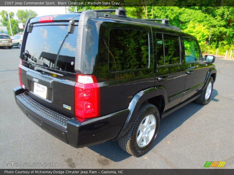 Black Clearcoat / Medium Slate Gray 2007 Jeep Commander Sport