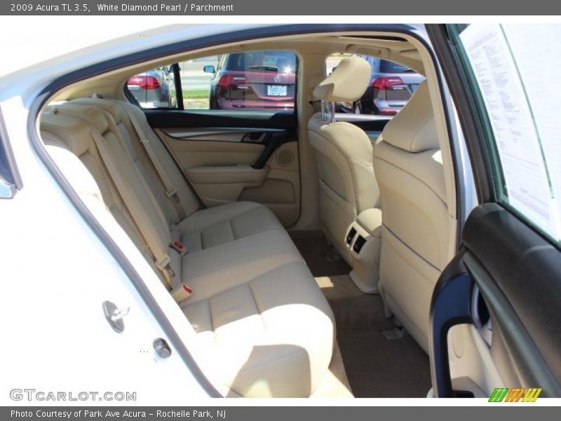 White Diamond Pearl / Parchment 2009 Acura TL 3.5