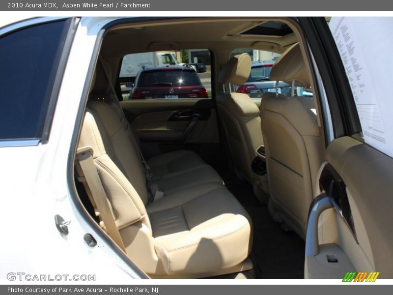 Aspen White Pearl / Parchment 2010 Acura MDX