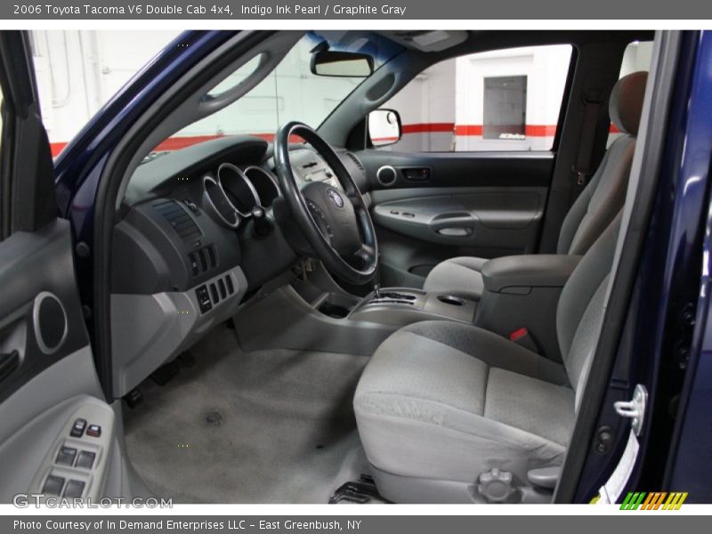 Indigo Ink Pearl / Graphite Gray 2006 Toyota Tacoma V6 Double Cab 4x4