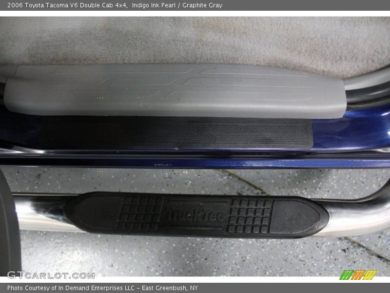 Indigo Ink Pearl / Graphite Gray 2006 Toyota Tacoma V6 Double Cab 4x4