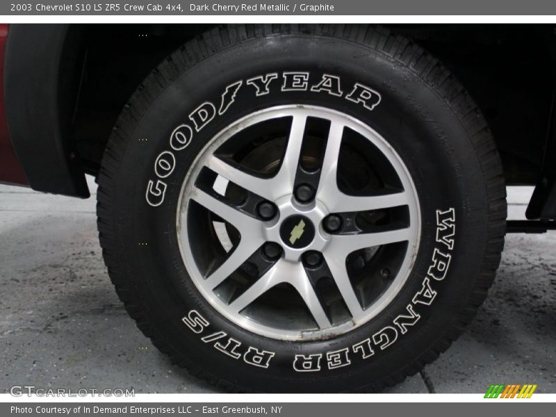 Dark Cherry Red Metallic / Graphite 2003 Chevrolet S10 LS ZR5 Crew Cab 4x4