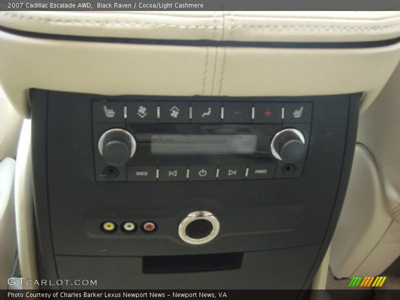 Black Raven / Cocoa/Light Cashmere 2007 Cadillac Escalade AWD