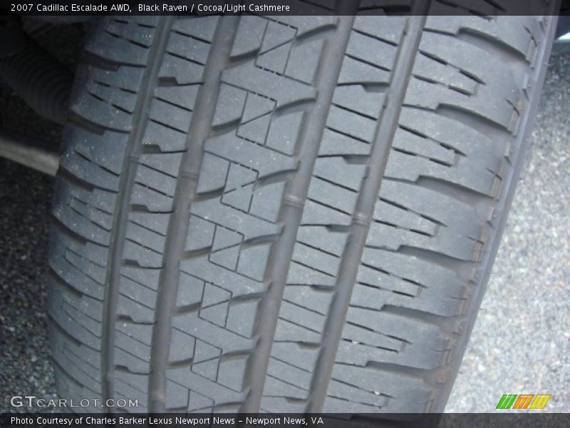 Black Raven / Cocoa/Light Cashmere 2007 Cadillac Escalade AWD