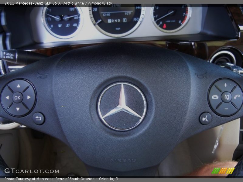 Arctic White / Almond/Black 2011 Mercedes-Benz GLK 350