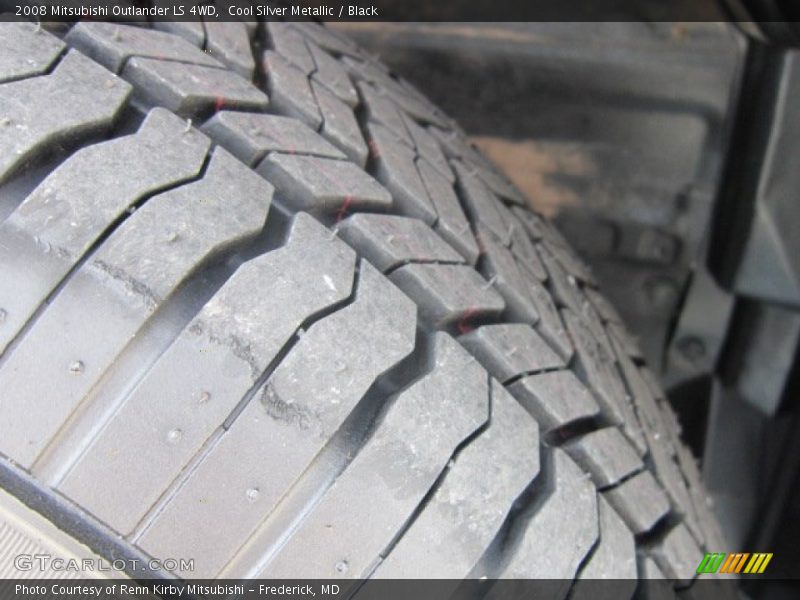 Cool Silver Metallic / Black 2008 Mitsubishi Outlander LS 4WD