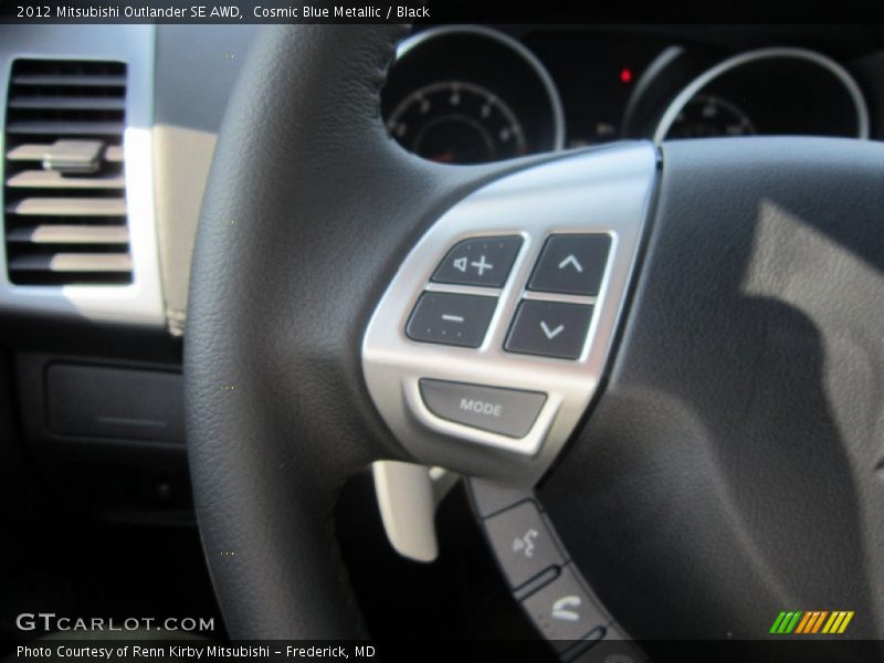 Controls of 2012 Outlander SE AWD