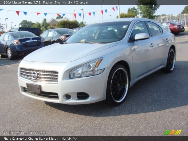 Radiant Silver Metallic / Charcoal 2009 Nissan Maxima 3.5 S
