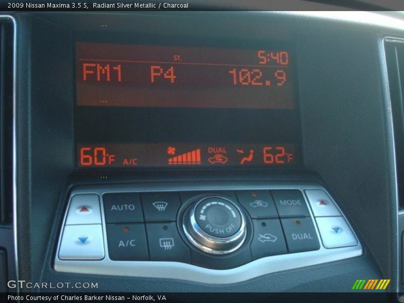 Radiant Silver Metallic / Charcoal 2009 Nissan Maxima 3.5 S