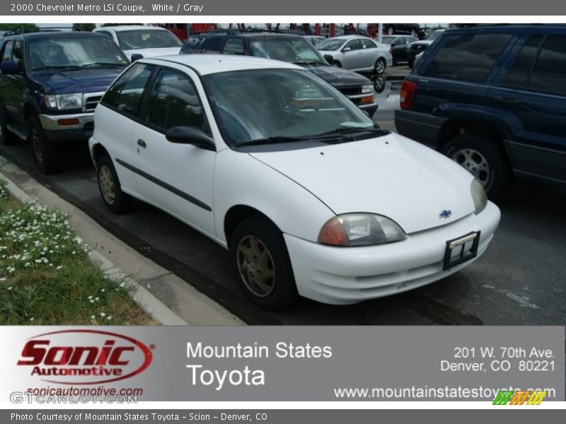 White / Gray 2000 Chevrolet Metro LSi Coupe