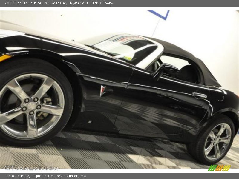 Mysterious Black / Ebony 2007 Pontiac Solstice GXP Roadster