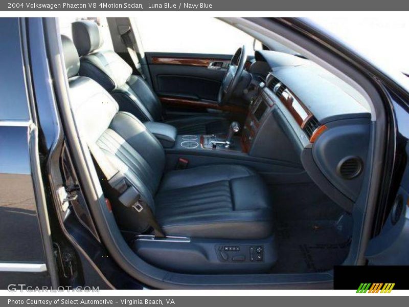 Luna Blue / Navy Blue 2004 Volkswagen Phaeton V8 4Motion Sedan
