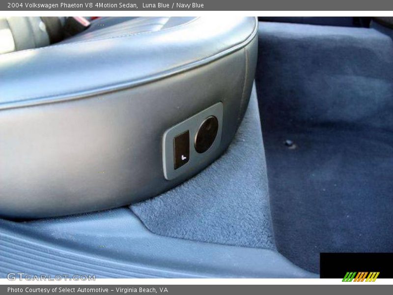 Luna Blue / Navy Blue 2004 Volkswagen Phaeton V8 4Motion Sedan