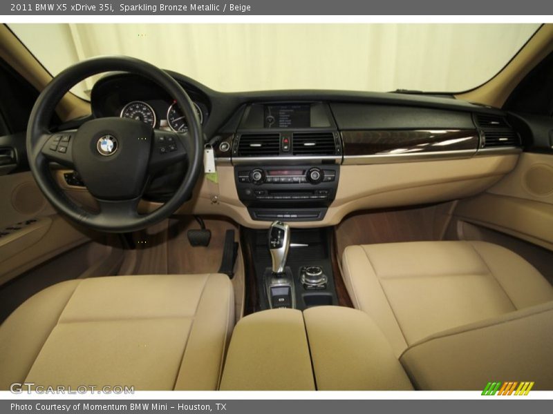 Dashboard of 2011 X5 xDrive 35i