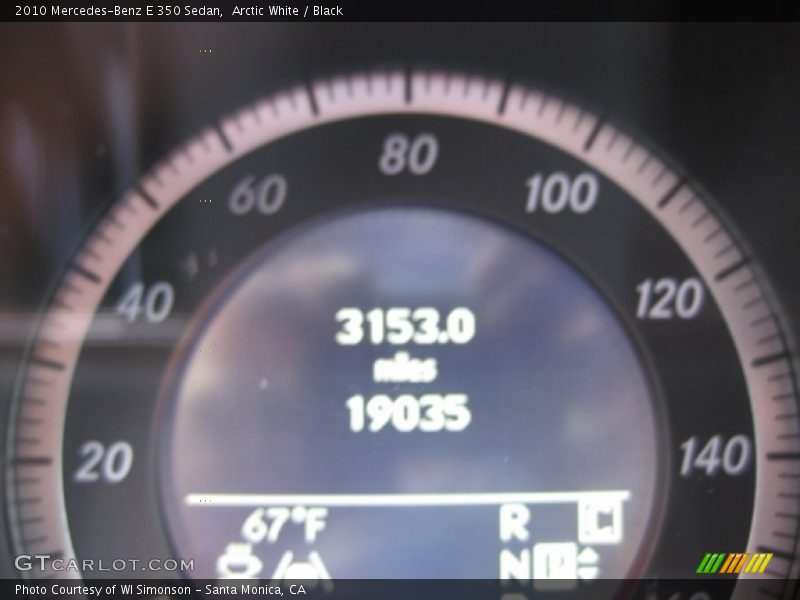 Arctic White / Black 2010 Mercedes-Benz E 350 Sedan